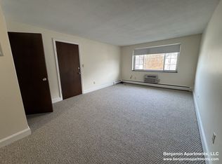 11 Brattle Dr APT 2, Arlington, MA 02474