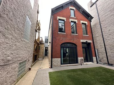 946 N Wolcott Ave, Chicago, IL, 60622