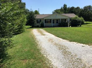 1052 Buena Vista Rd, Huntingdon, TN 38344
