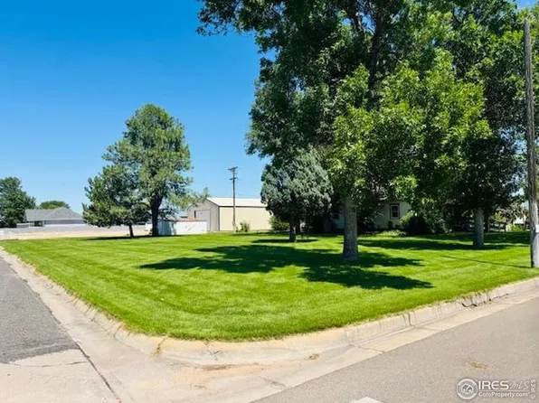 102 Westridge Ave, Haxtun, CO 80731