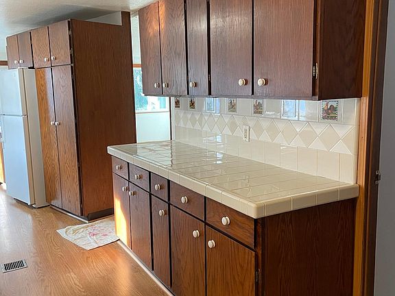 Tile countertops