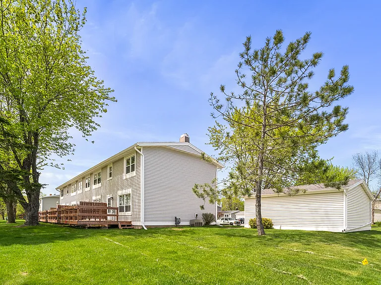 431 Kelly Cir — Photo 35