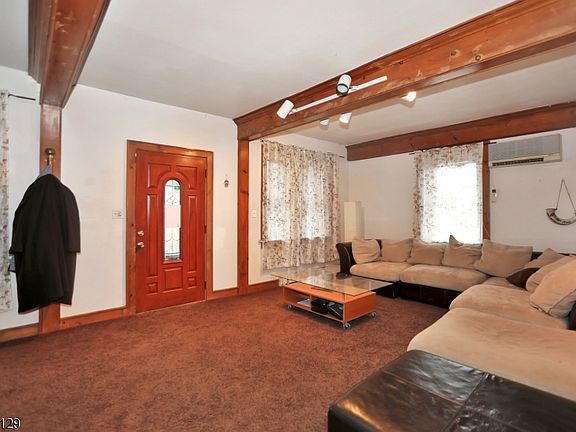 5th image of 684 Eagle Rock Ave