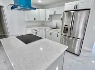 1946 NW 152nd Ter, Miami Gardens, FL 33054