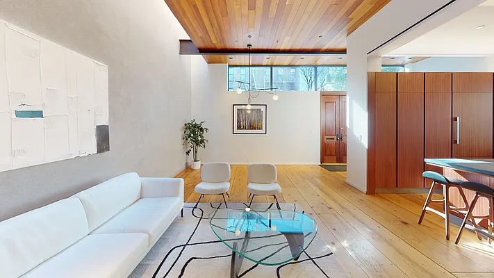 Sold by SERHANT. | media 4