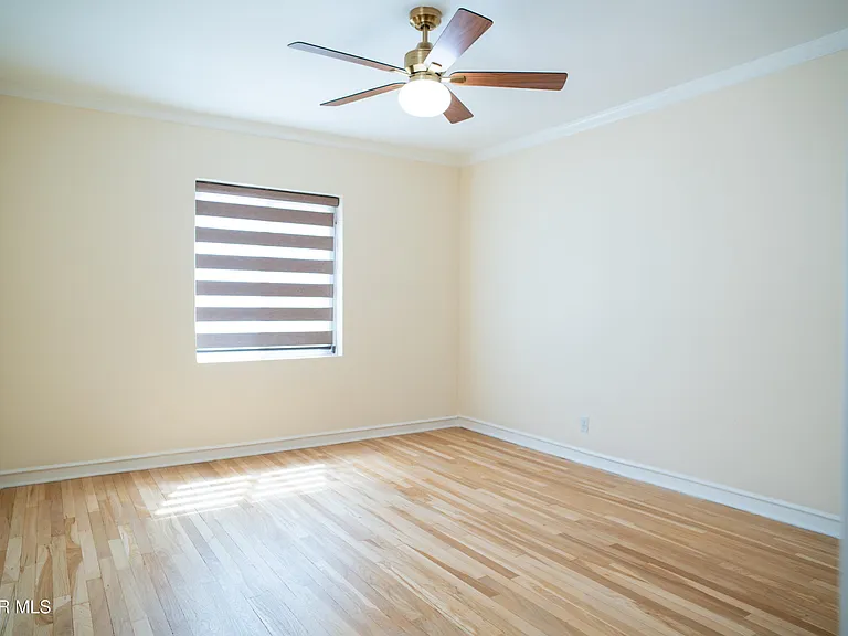 1211 Mesita Dr — Photo 25