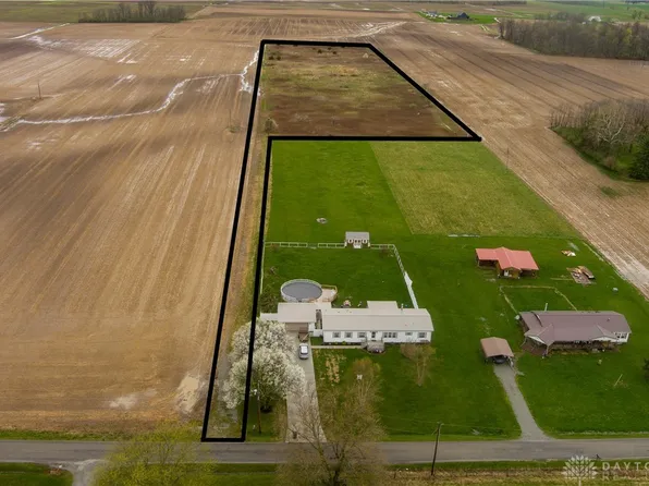 1596 Murphy Rd, Wilmington, OH 45177