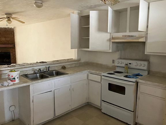 2nd image of 1288 Knoll Ct NW
