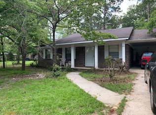 33 Strozier St, Mc Rae, GA 31055