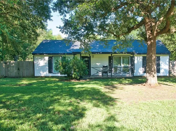 36186 Jessie Singletary Rd, Pearl River, LA 70452