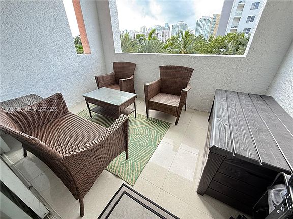 4th image of 17100 N Bay Rd APT 1502