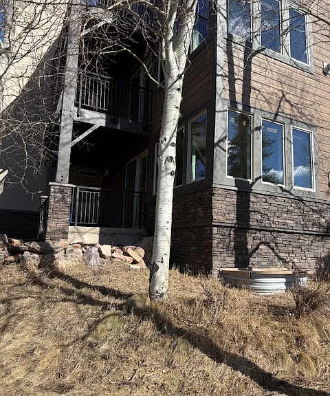 view of corner unit