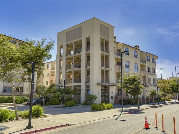 3rd image of 1488 El Camino Real Unit P15