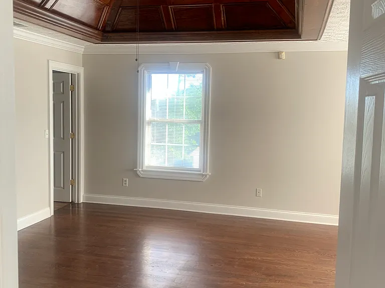 3375 Saint James Pl — Photo 15