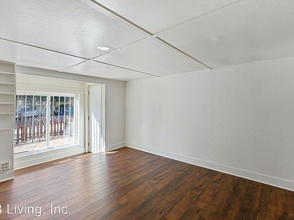2nd image of 1419 Kansas St Unit A