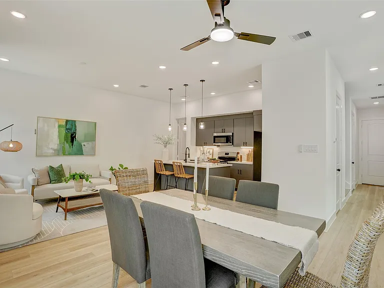 9604 Burden St — Photo 9