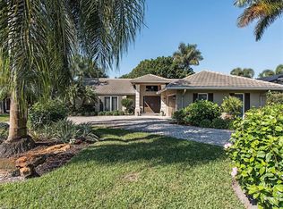 4019 Old Trail Way, Naples, FL 34103