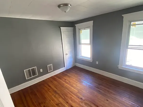 2260 Fairfield Ave, Bridgeport, CT 06605