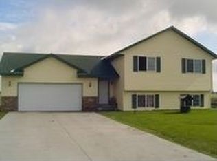 1405 3rd St SW, Rice, MN 56367