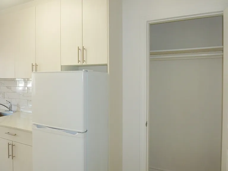 630 Cummings Ave — Photo 10
