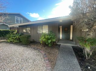 22 Thorndale Pl, Moraga, CA 94556