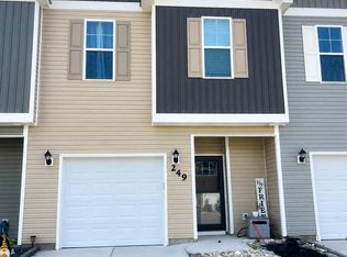 249 Crab Claw Spit Ln #1, Jacksonville, NC 28546