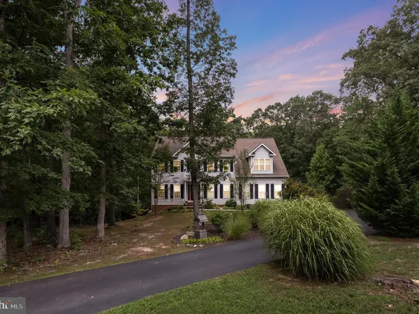 15 Ashburn Ln, Fredericksburg, VA 22406