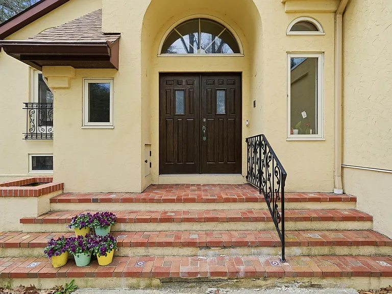 268 Concord Rd — Photo 23