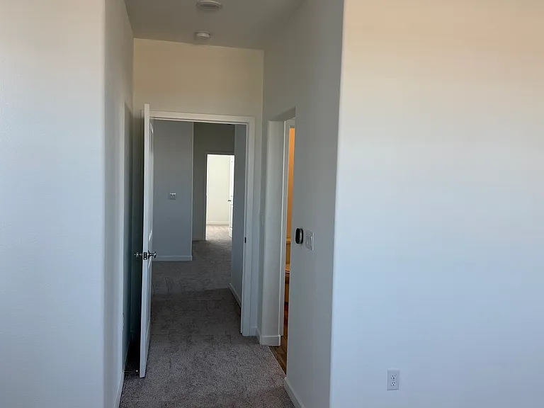 608 Moana Ave — Photo 10