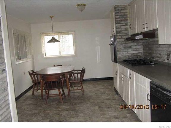 5th image of 2482 South Ave