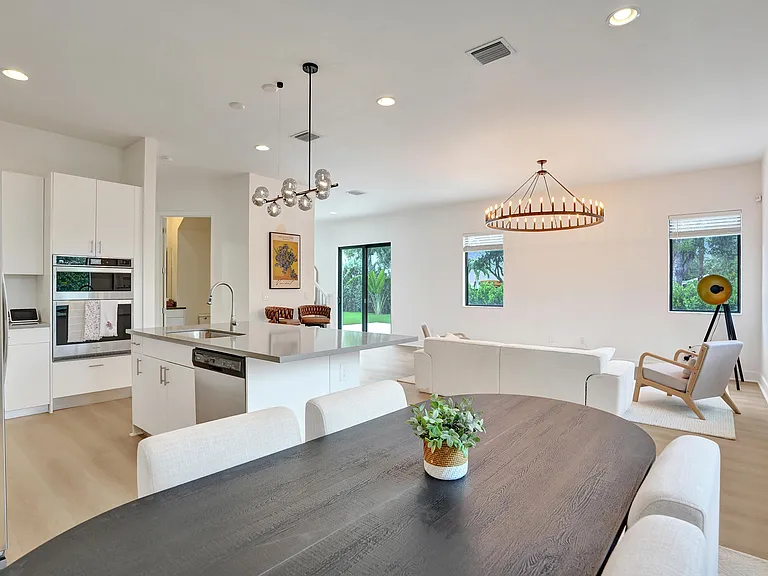 13145 Addilyn Ct — Photo 11