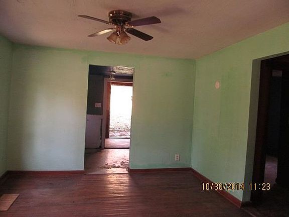 5th image of 2320 W Fountain Dr