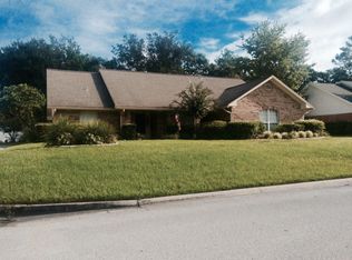 12091 Oldfield Pointe Dr, Jacksonville, FL 32223