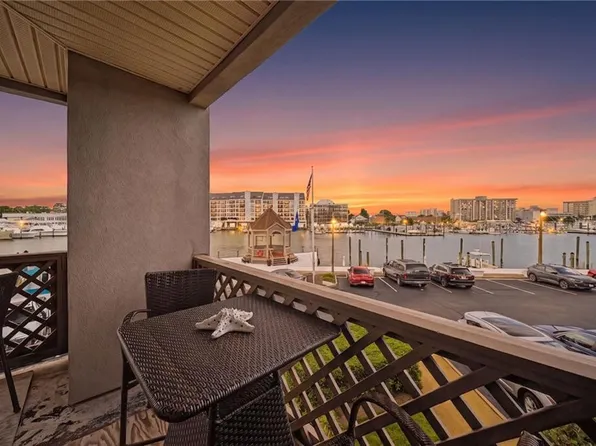 417 Harbour Point APT 202, Virginia Beach, VA 23451