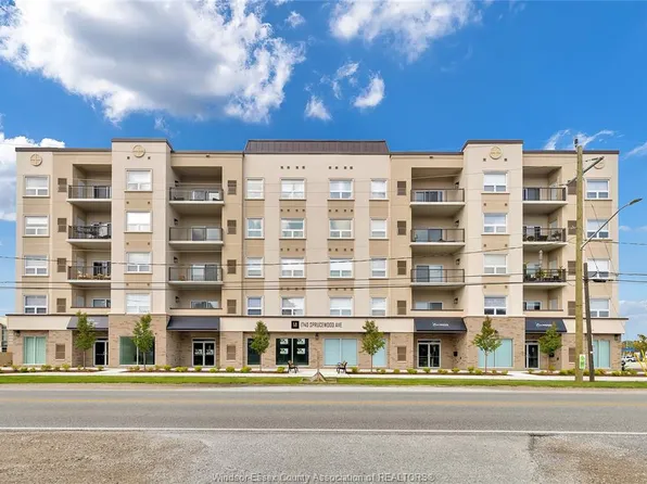 1740 Sprucewood Ave #1740-206, Lasalle, ON N9J 1X6