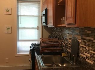 177 Hutton St #2, Troy, NY 12180