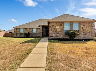 200 Troy Ln, Red Oak, TX 75154