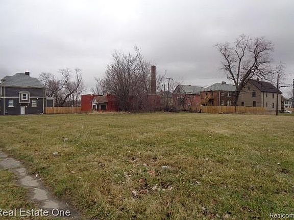 5th image of 6166 Rosa Parks Blvd