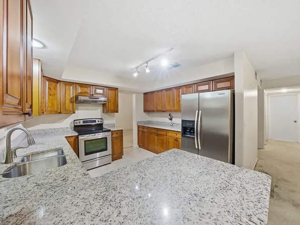 3091 Venice Way, Miramar, FL 33025