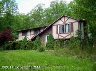 161 Pin Oak Ln, Tannersville, PA 18372