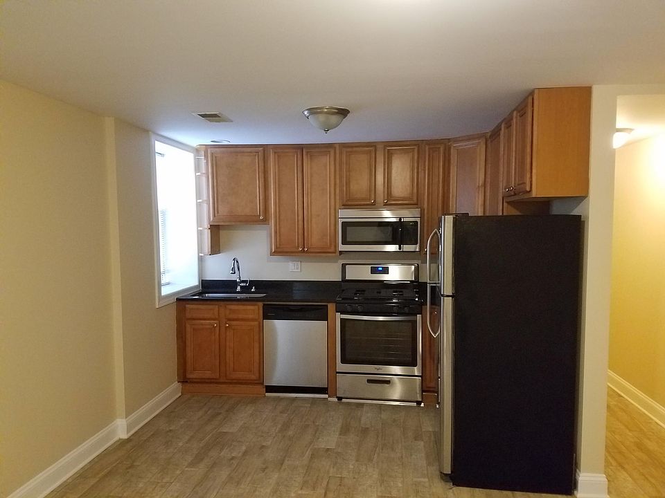 1st image of 3509 W Cortland St #1