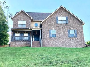 461 Glenridge Ln, Lenoir City, TN 37771