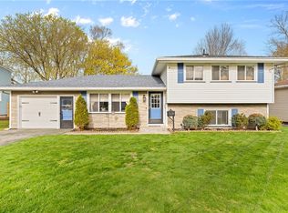 49 Chad Cir, Rochester, NY 14616