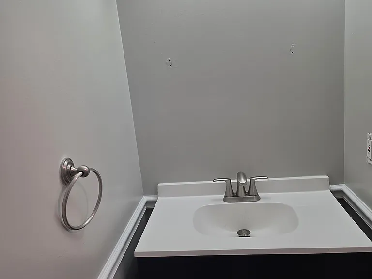8587 Burlington Ct — Photo 14