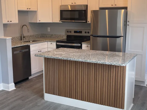 1367 Dennison Ave #1367, Columbus, OH 43201