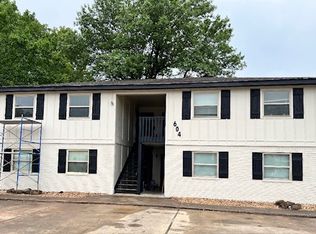 604 SW C St, Bentonville, AR 72712