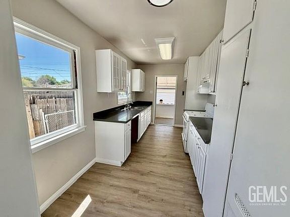 4th image of 13 La Mesa Dr
