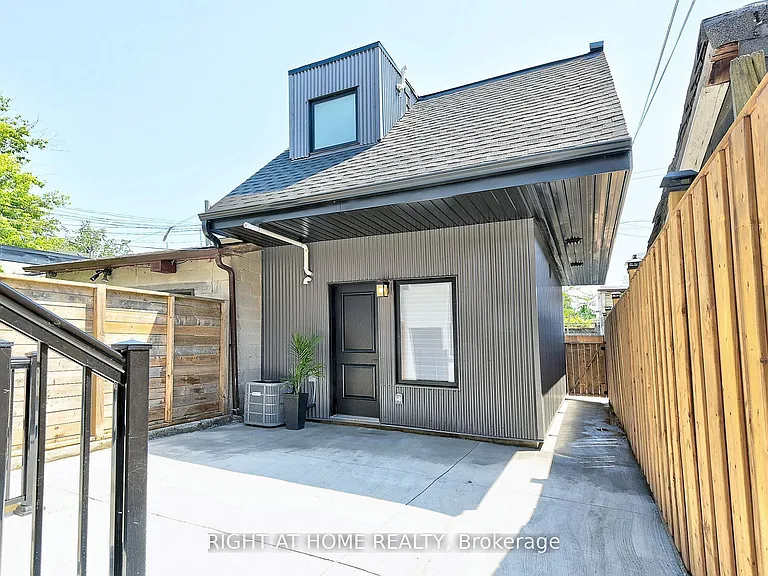 131 Brock Ave #4 — Photo 5