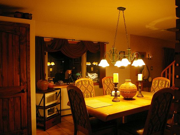 5th image of 210 East Ave