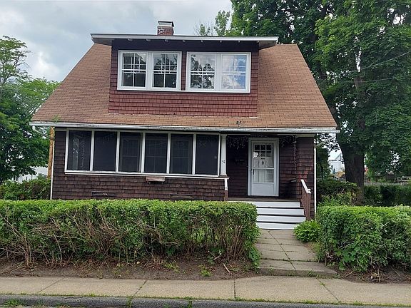 2nd image of 51 River St